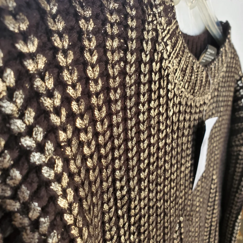 Crop Metallic Gold Black Cable Knit Sweater NWT Size L - Picture 5 of 16